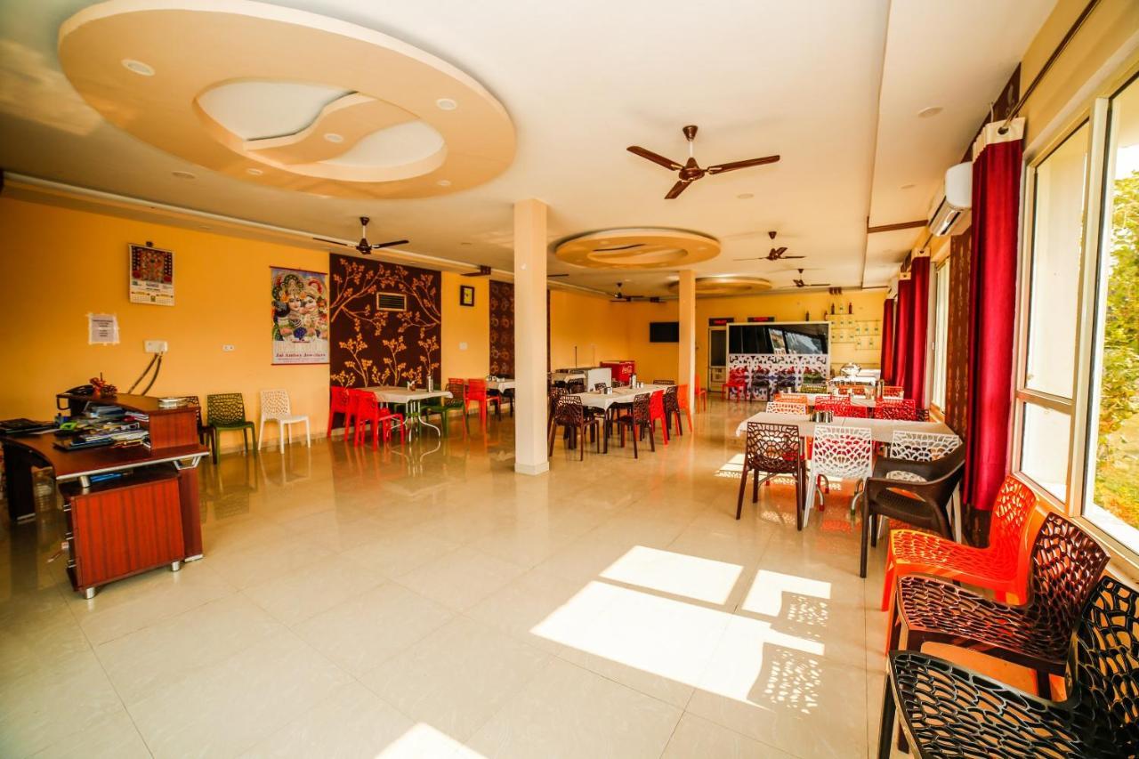 OYO 23367 Farmsgreen Resort And Restaurant Orchha Exterior foto